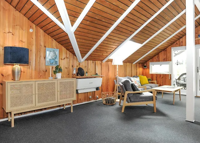 3 Bedroom Amazing In Casa de Férias Toftlund